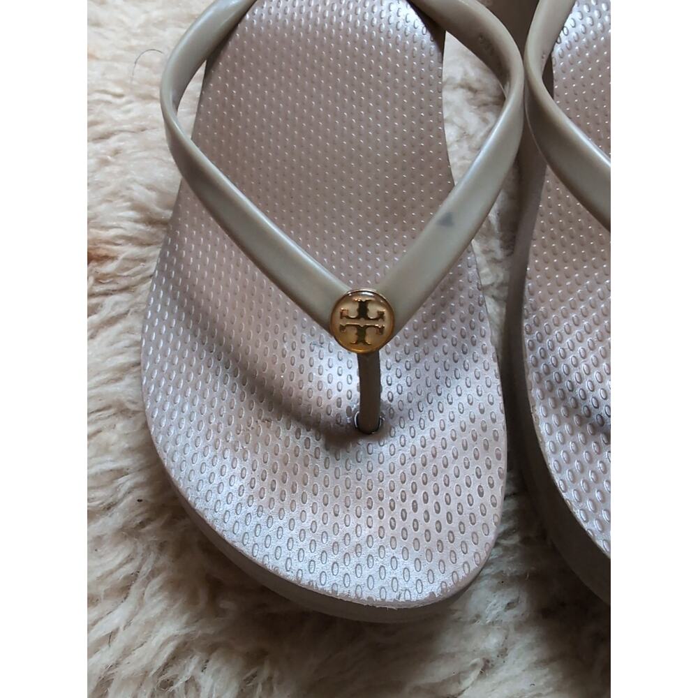TORY BURCH Wedge Platform FLIP FLOPS Size 8-8.5 rubber sandals Dark Beige - Picture 4 of 12